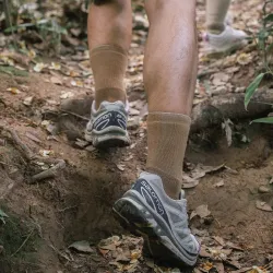 Skarpety z wełny merino NATUREHIKE – ciepłe i wytrzymałe na wędrówki